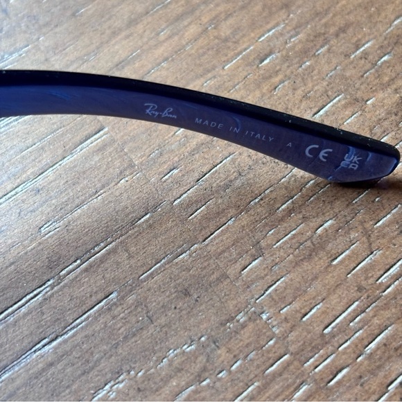 NWOT Ray-Ban Highstreet RB 4345 6531/8G Women\'s Navy Round Sunglasses With Case main image 7
